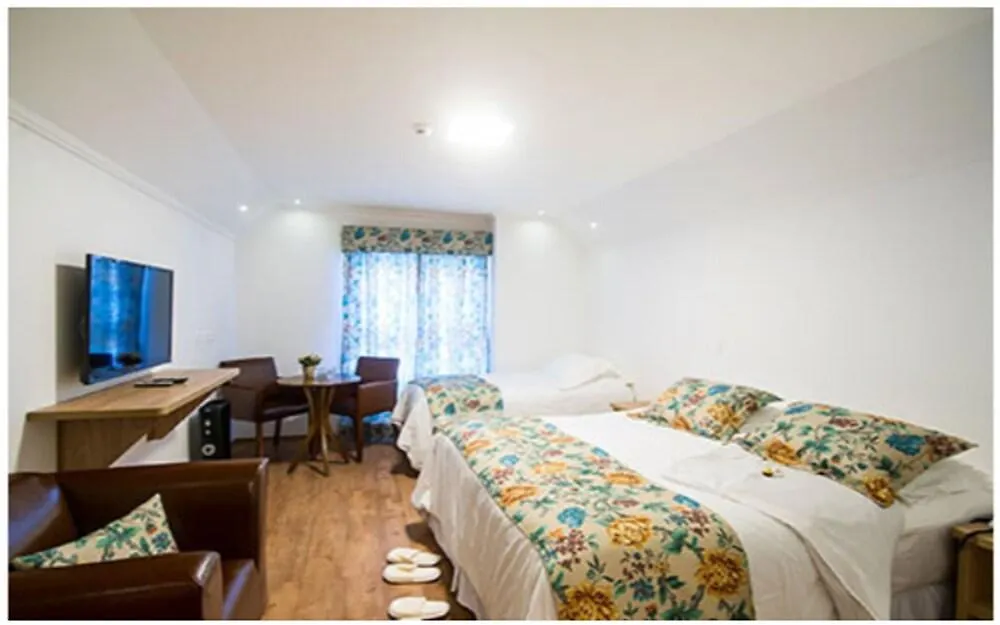 Pousada Italia Moderna Campos do Jordao Hotel